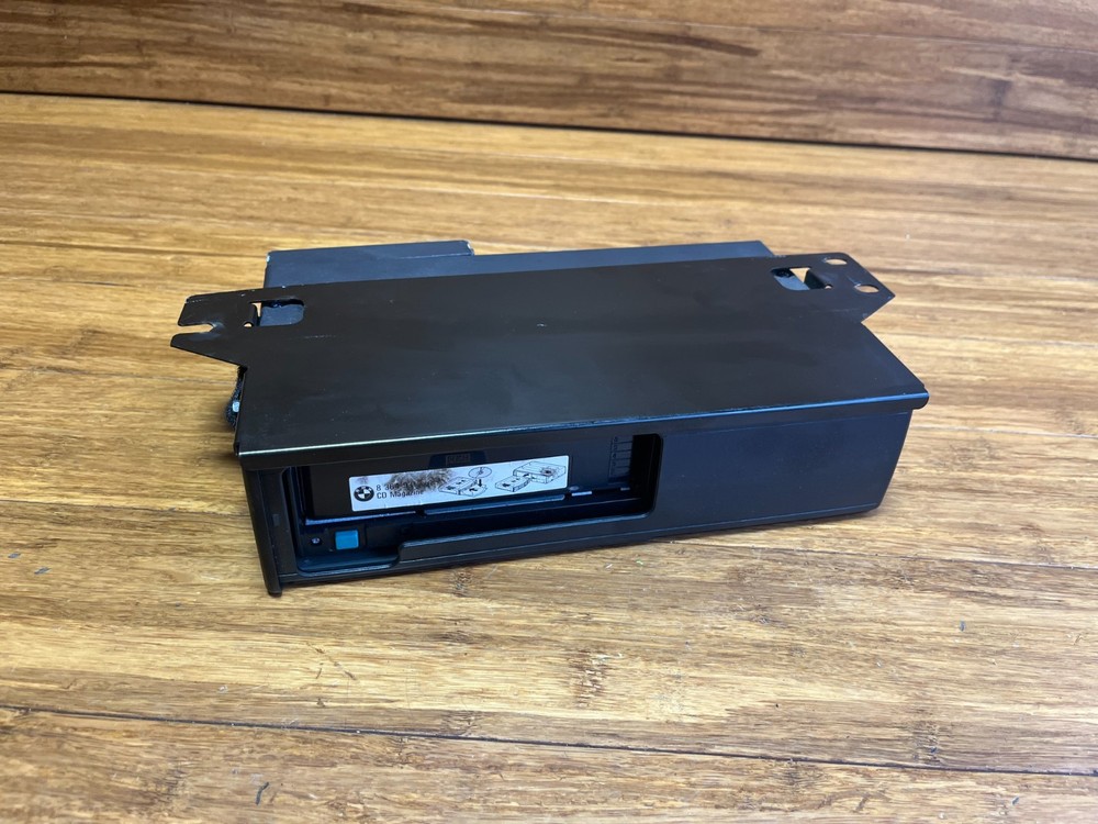 1996-2000 BMW Z3 E36 CD Disc Changer Module Unit 82K Miles 82111469404 OEM