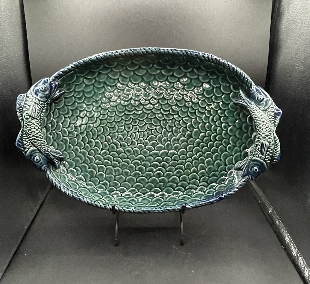 Beautiful Blue/Green Coy Handled Scale Pattern Platter