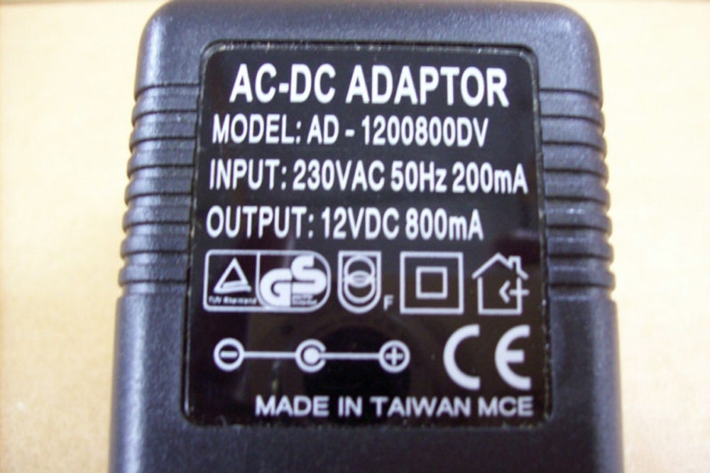 AC - DC ADAPTOR AD-1200800DV