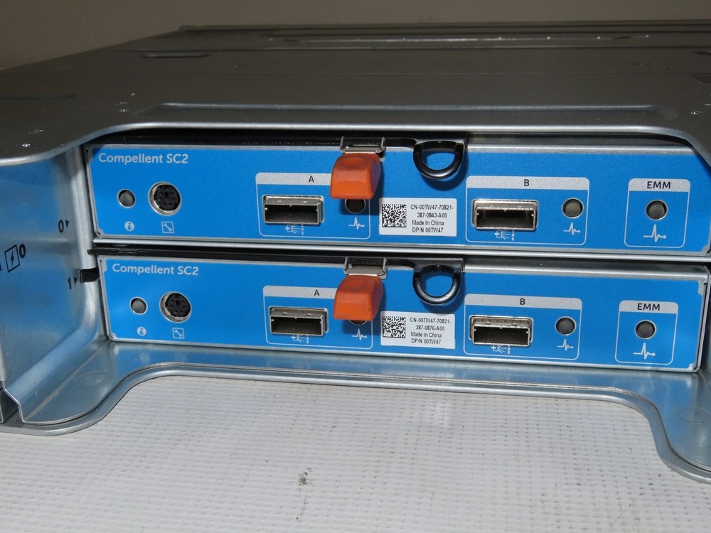 Dell Compellent SC220 Direct Attached Storage Array - 2x 0TW47 Controllers - ...