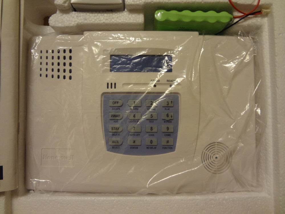 NEW Honeywell LYNXRPK-2 Wireless Security System Control Panel Keypad