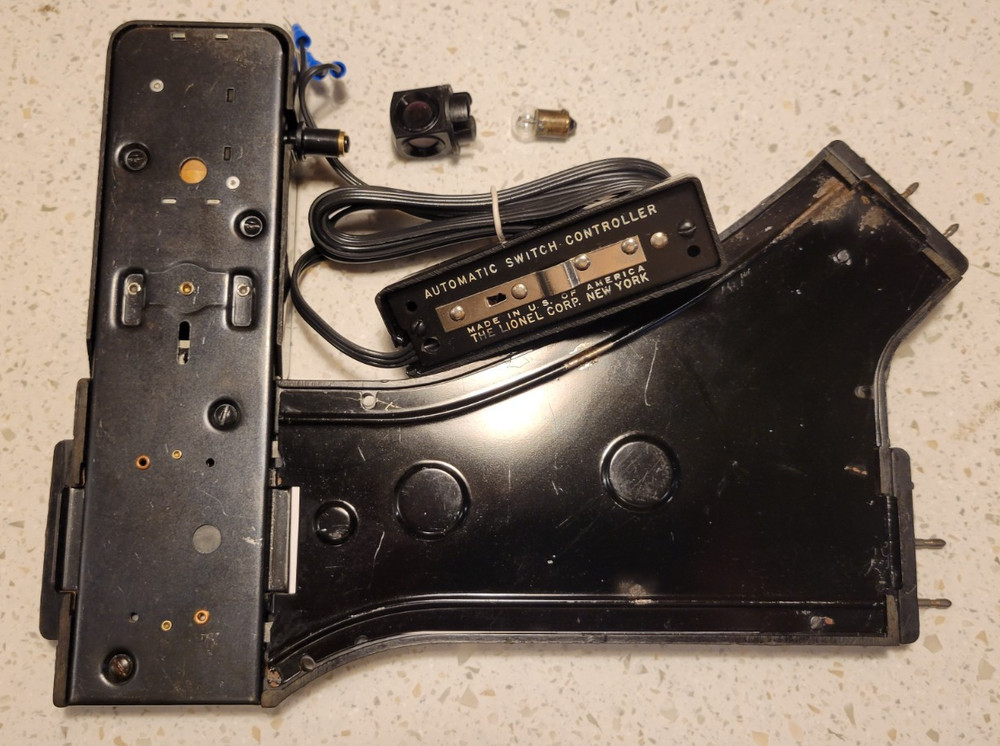 Lionel 022 Switch Right Refurbished, with rewired Controller, Lantern, FV plug