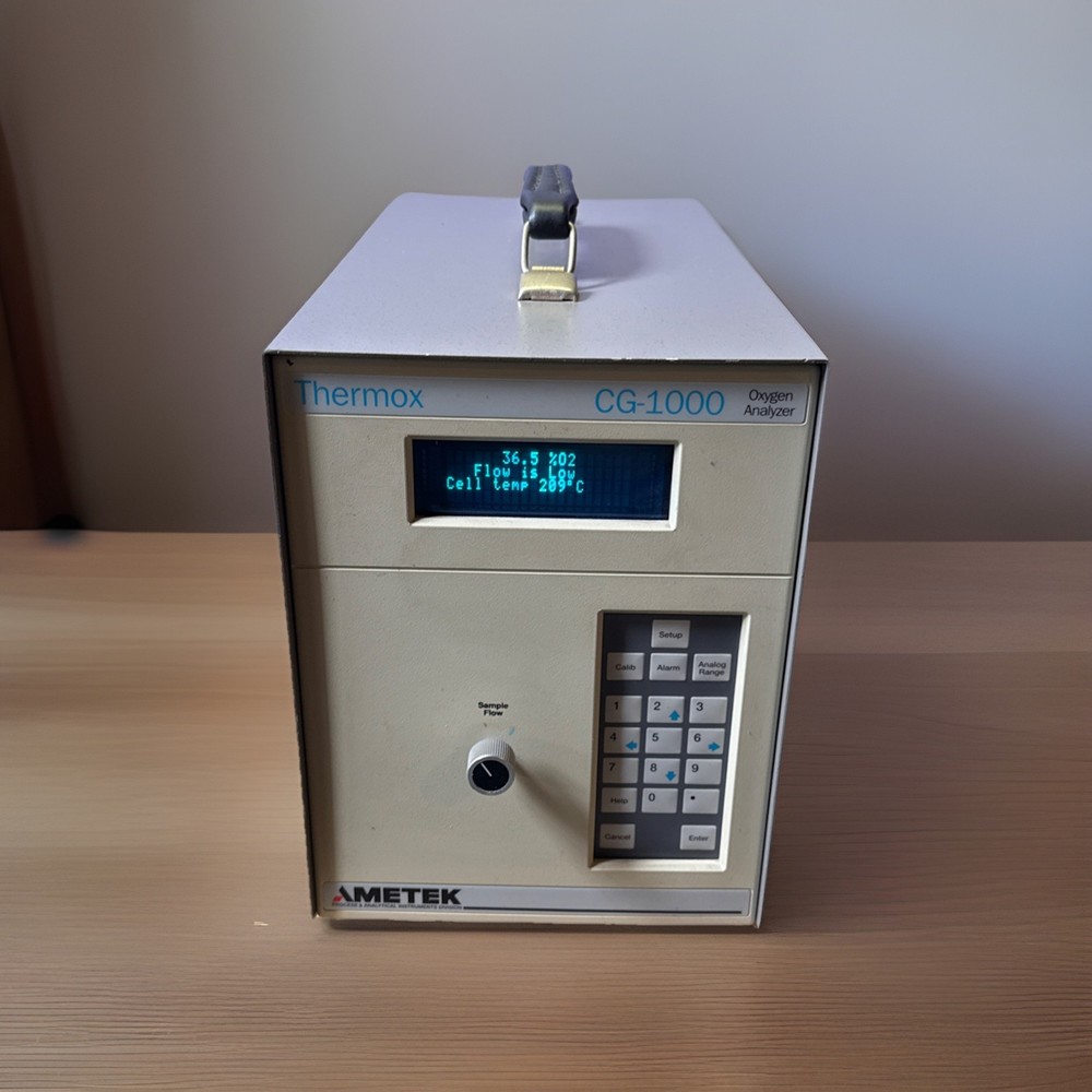2 AMETEK Process Instruments Thermox CG-1000 Oxygen Analyzer Working