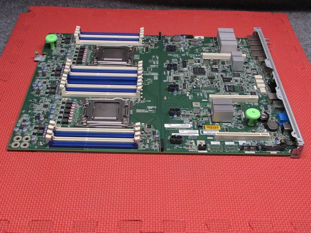 Oracle Sun 7077974 Server System Board/Motherboard w/ 2 Intel Xeon E5-2658 SR0LZ