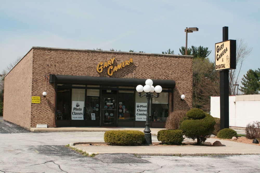 Pro Style Camera Flash Brackets adjustable with Hand Grip 7 brackets pick one