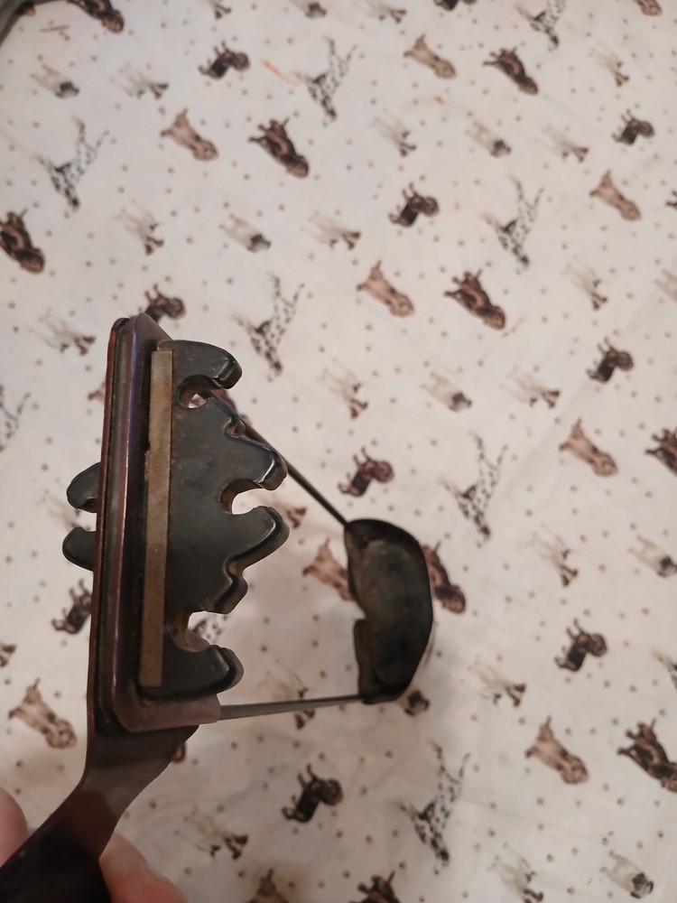 Vintage Bear Archery leathertop bow quiver