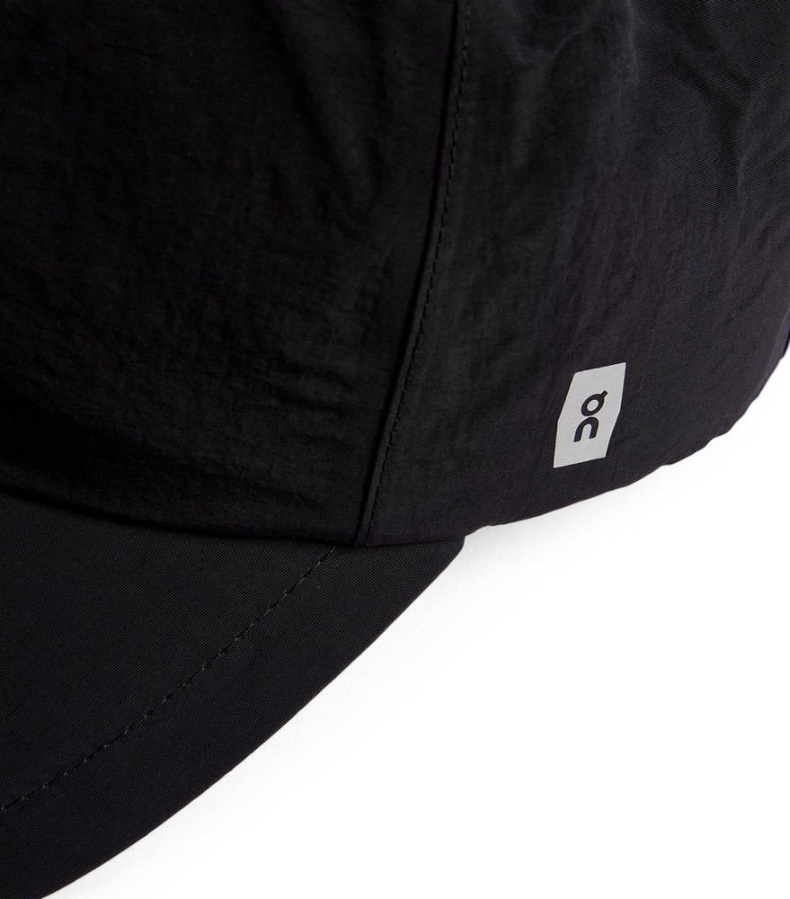 OnCloud ON Cap Black OS Performance Hat Adjustable Lightweight Unisex NWT