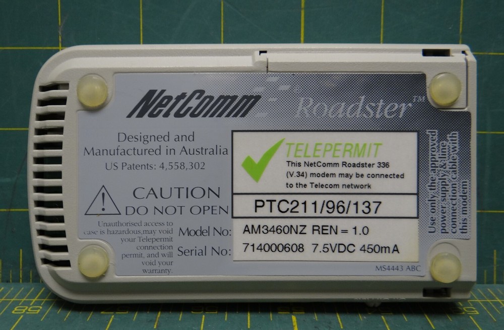 NetComm Roadster 336 NZ External Fax Modem AM3460NZ