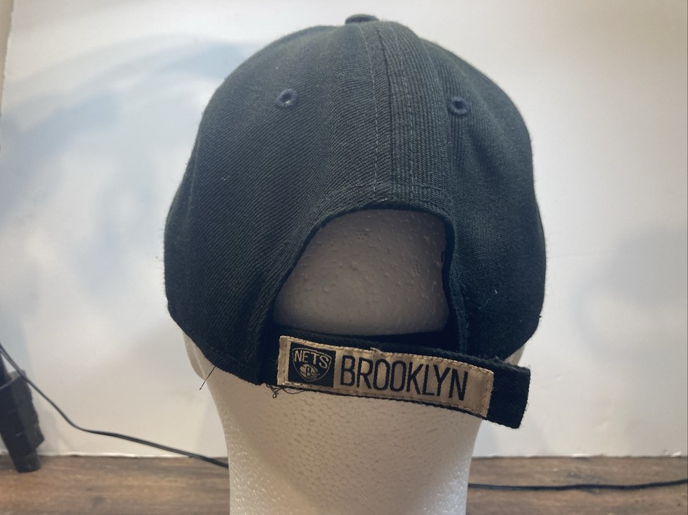 Brooklyn Nets New Era 9Fifty NBA Black Strap Back Adjustable Hat Cap Black White