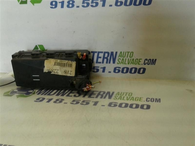 Fuse Box Engine Fits 03 AVIATOR 8251877