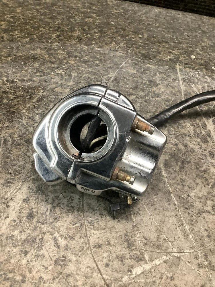 06 Harley Ultra FLHT FLHTCUI Right Start Switch Control 23E
