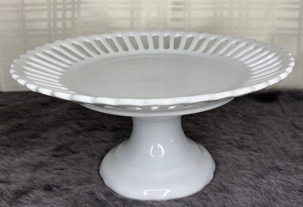 J. Godinger & Co. Antiques Reflections Cake Stand