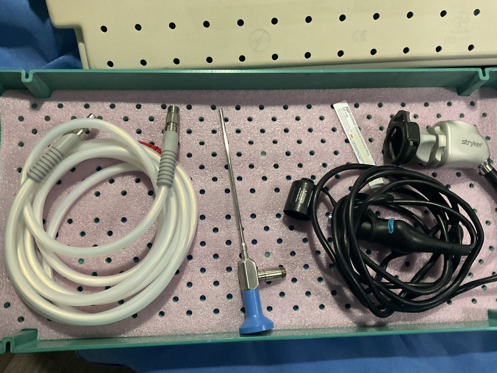 Stryker Endoscopic Camera-lens- And Light Cord