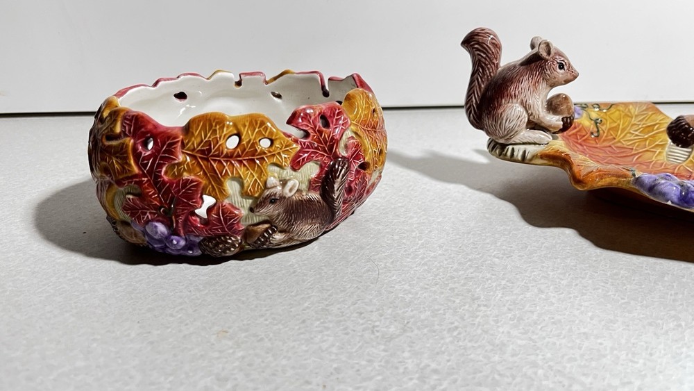 Fitz & Floyd Autumn Woods Ceramic Leaf Squirrel Decorative Accessories