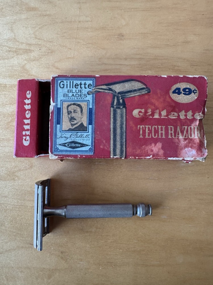 Vintage 1950S Gillette TECH Safety Razor with Original Box
