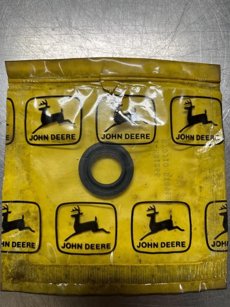 H81266 Genuine OEM John Deere SEAL