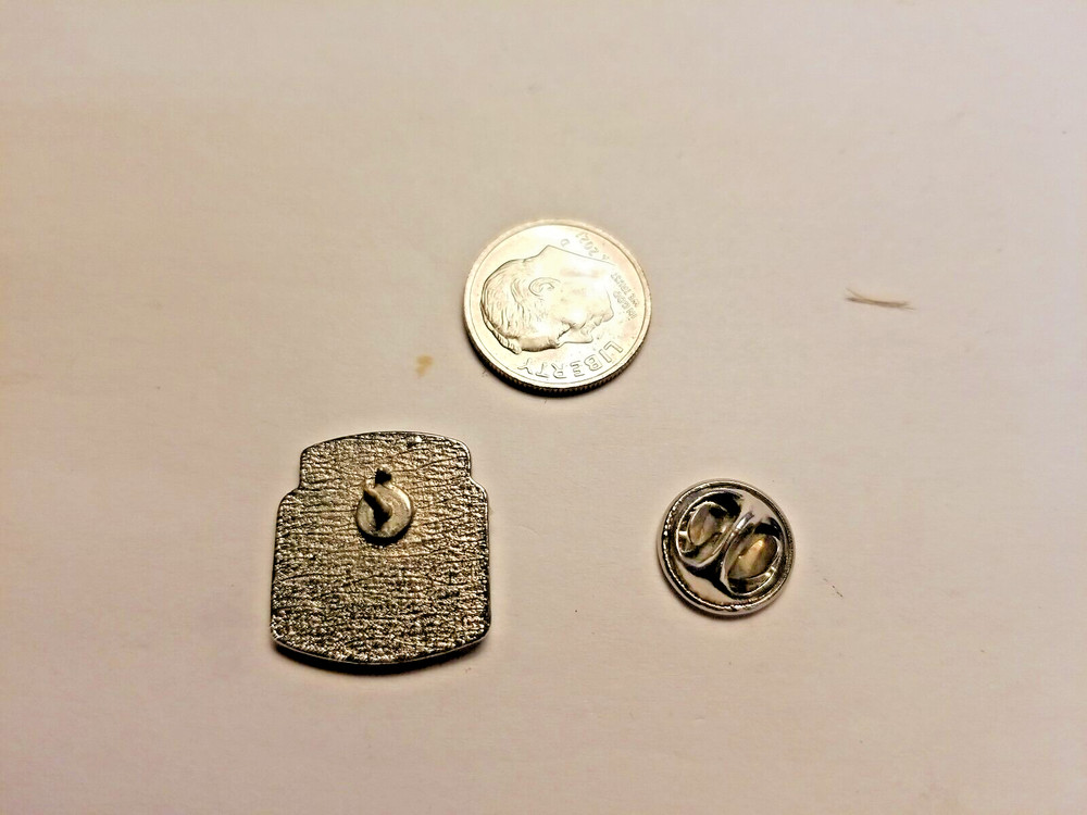 Labatts Beer 25th Anniversary Alberta Lapel Pin Button