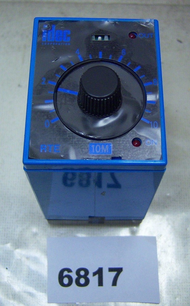 IDEC Timer 11 Blade RTE-BS1 0-10M 24VDC