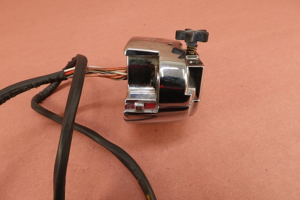 2000-2006 HARLEY-DAVIDSON SOFTAIL Standard FXST RIGHT CONTROL START STOP SWITCH