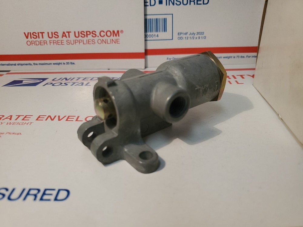 BENDIX-TW-3 CONTROL VALVE 288264 NEW, G2