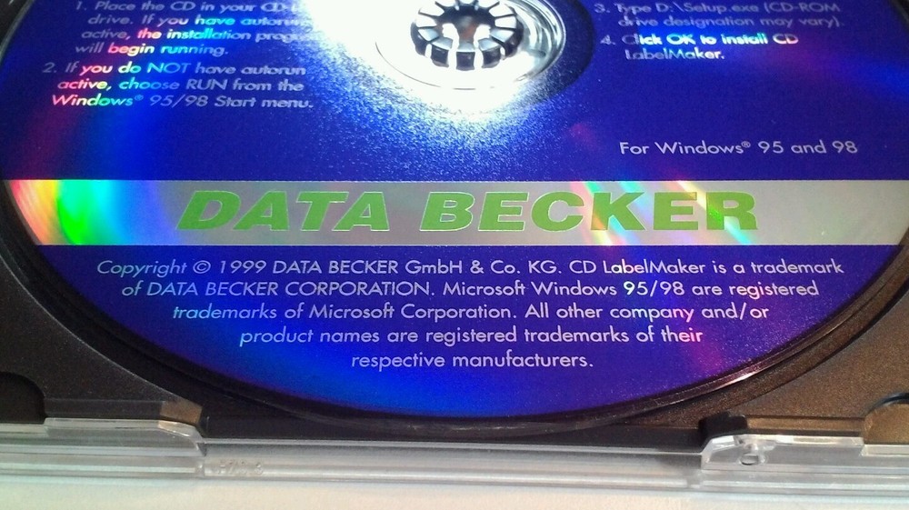 CD Labelmaker 1999 CD-ROM RARE VHTF Retro Tech