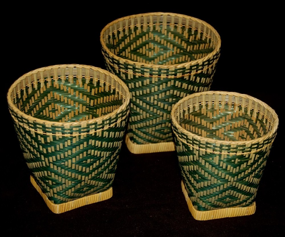 VINTAGE Southwestern Baskets Set of 3 Stackable Green Pattern