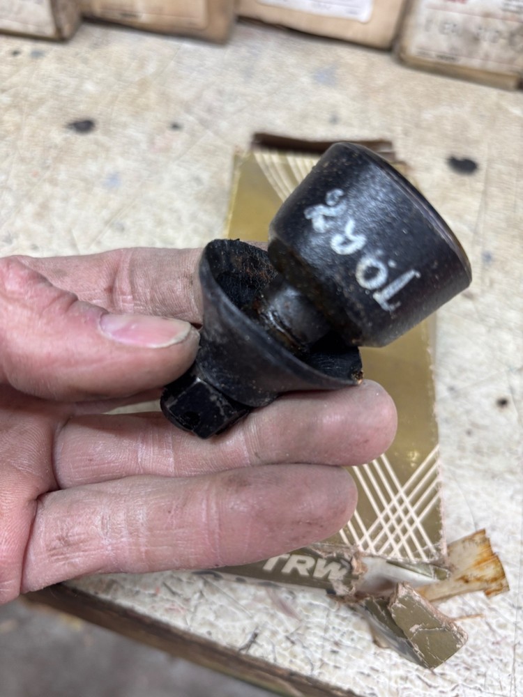 TRW ES296L TIE ROD 9W
