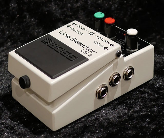BOSS LS-2 / Line Selector