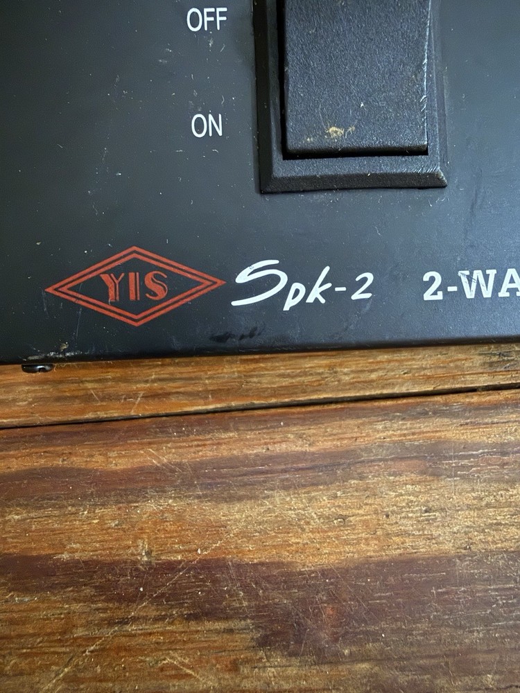 Yis 2 Pair Speaker Selector Switch Box SPK-2 - 2-Way Speaker Switch Box