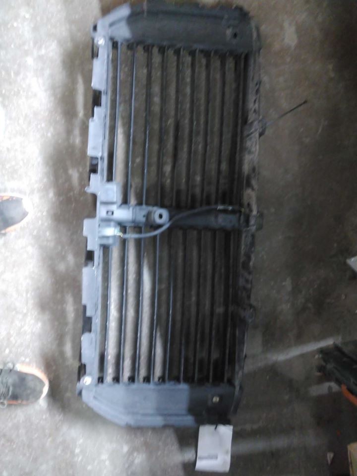 F150      2017 Air Shutter 3205247