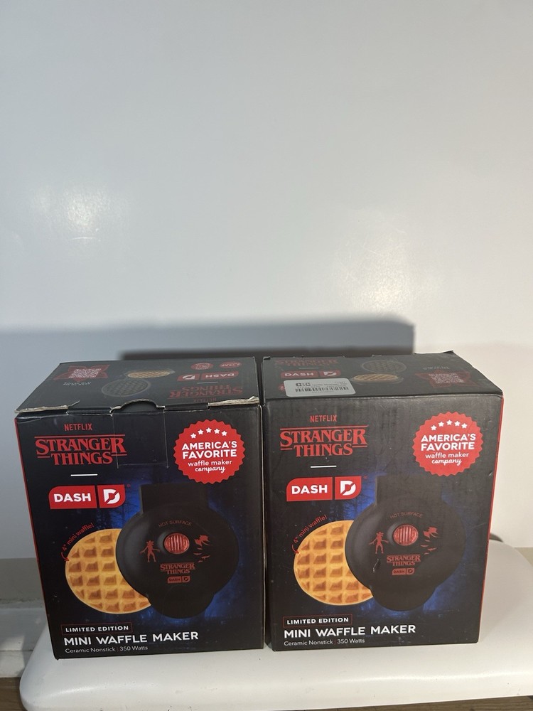 Dash Limited Edition Mini Waffle Maker 4” Nonstick 350W Kitchen New