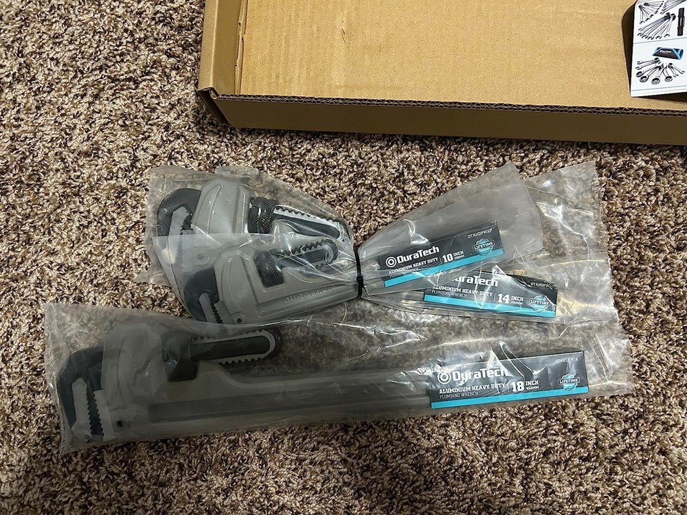 Lightweight 24" Aluminum Pipe Wrench