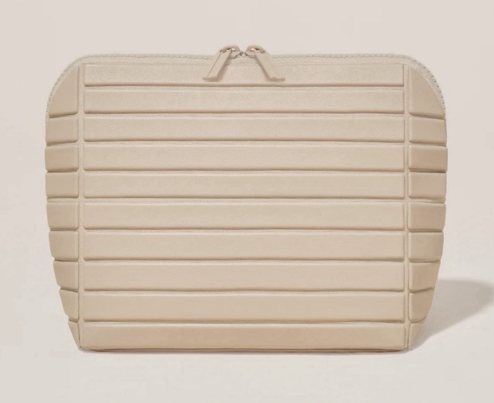 Parallelle The Bisque Traveller Make Up Bag Medium