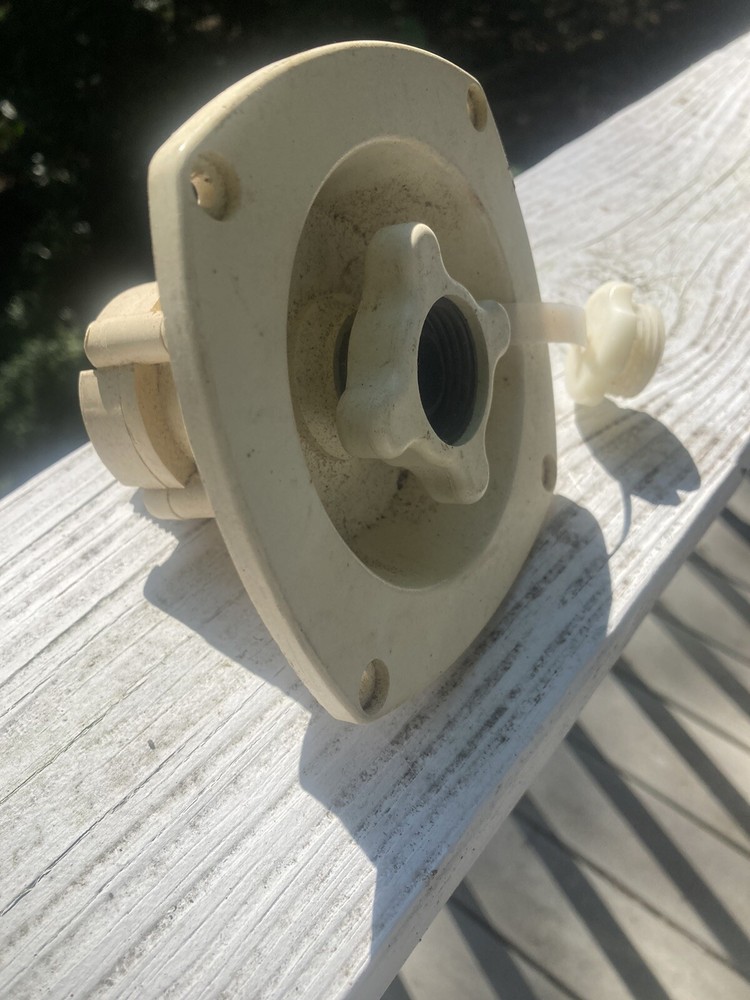 pressure regulated boat hose inlet fitting