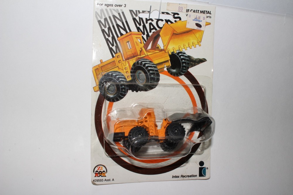 Zee Toys Mini Macks Front Wheel Loader, 1:64, NIB