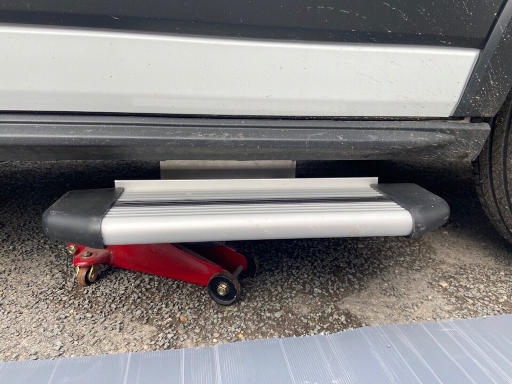 FORD TRANSIT MK8.CAMPERVAN.CAB ENTRY STEPS.2020 ON .CAB STEP. ENTRANCE STEP.PAIR