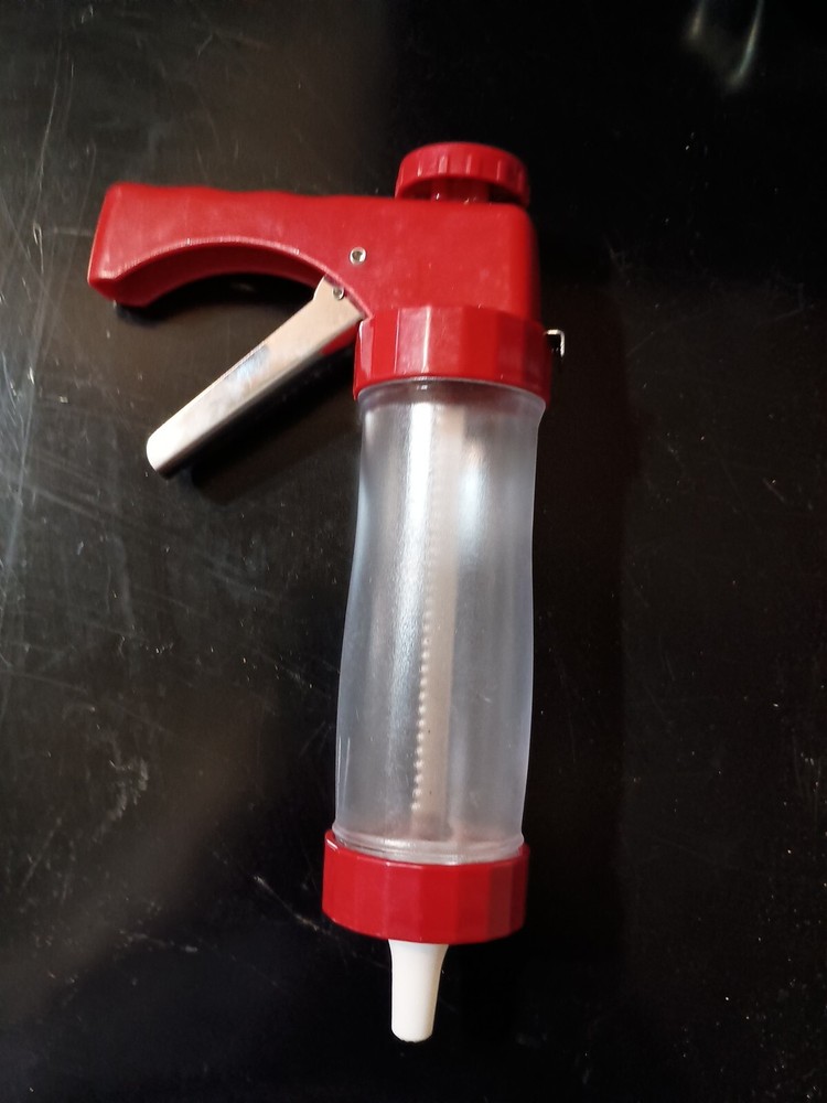Nesco Beef Jerky Gun With One Attachment