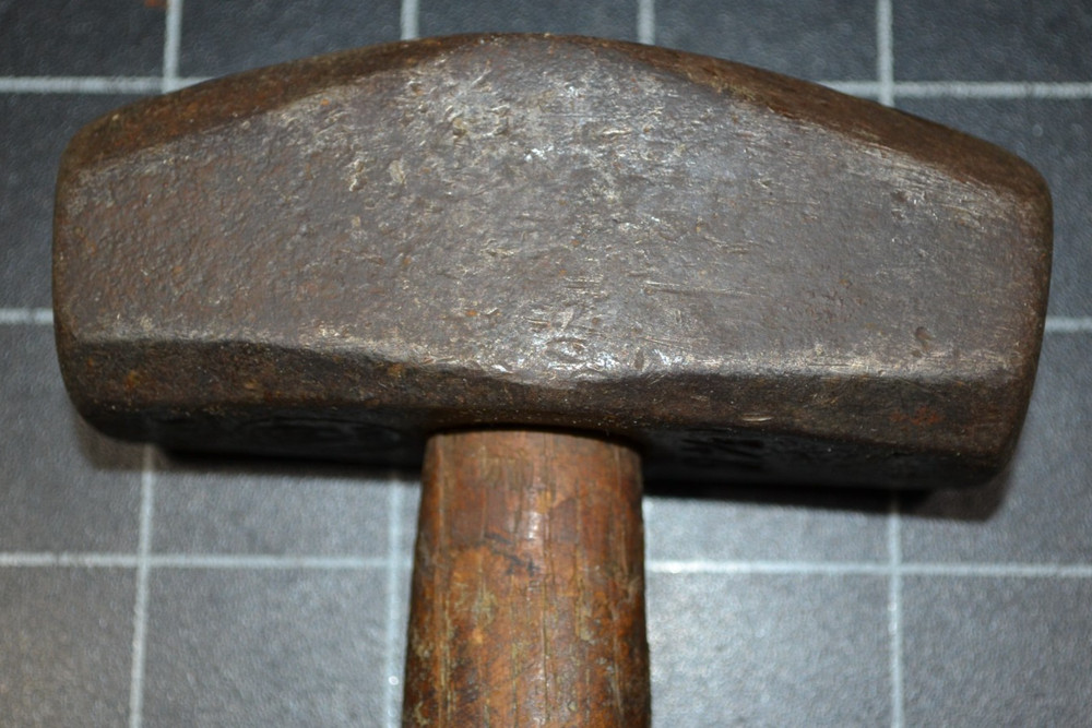 ATHA - 2 1/2# - HAND DRILLING HAMMER - ORIGINAL HANDLE