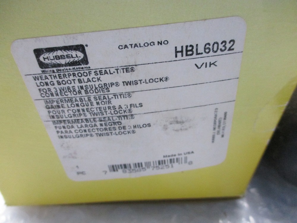 HUBBELL HBL6032 DEVICE BOOT BLACK NSMP