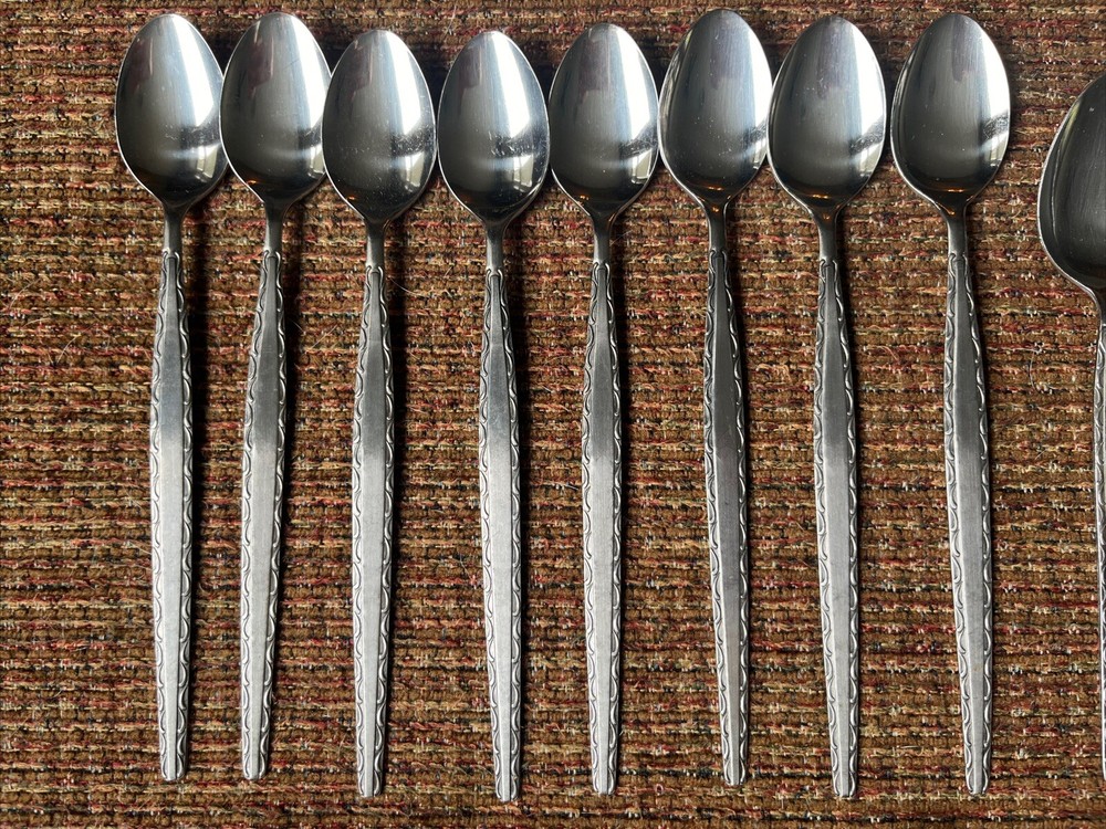 20 pc. Vtg. Rogers Co Ensenada Flatware Stainless Dinner Forks Spoons Spreader