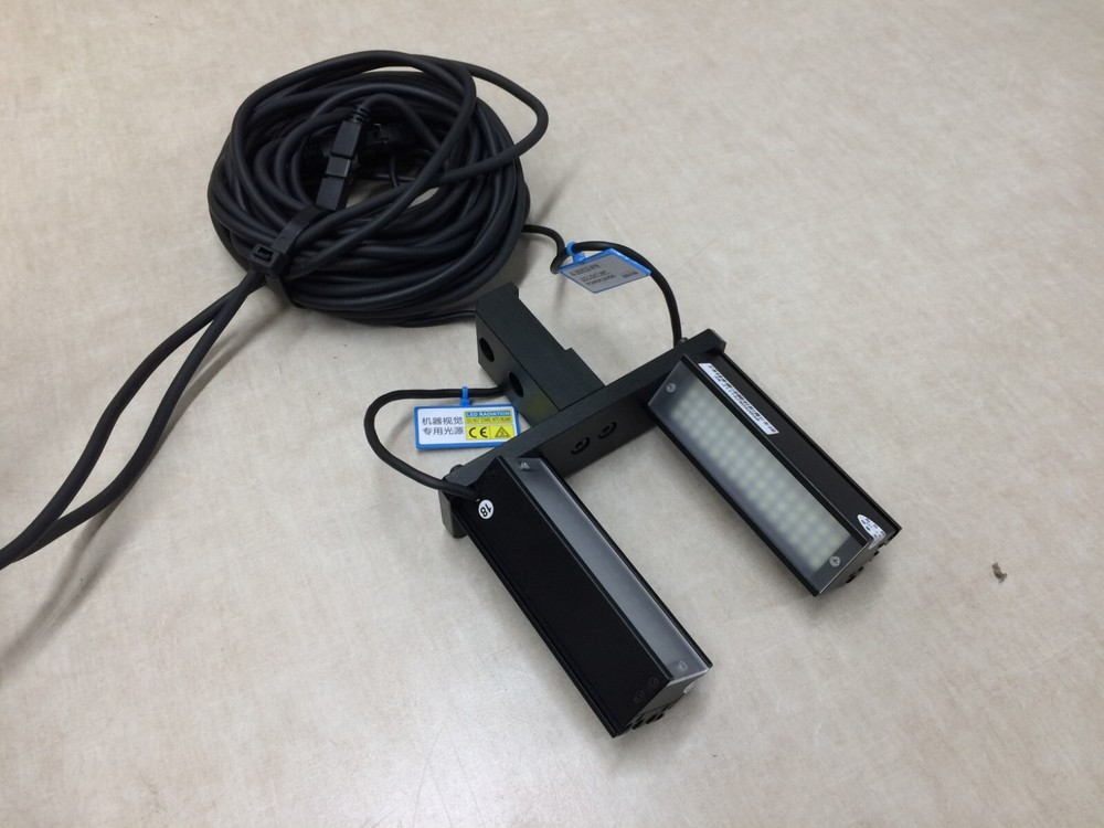 CST Analog Lighting Controller APS Series with Lights