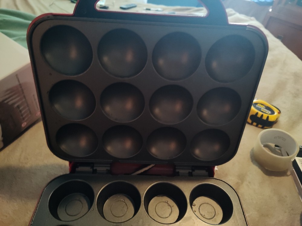 holstein cupcake maker