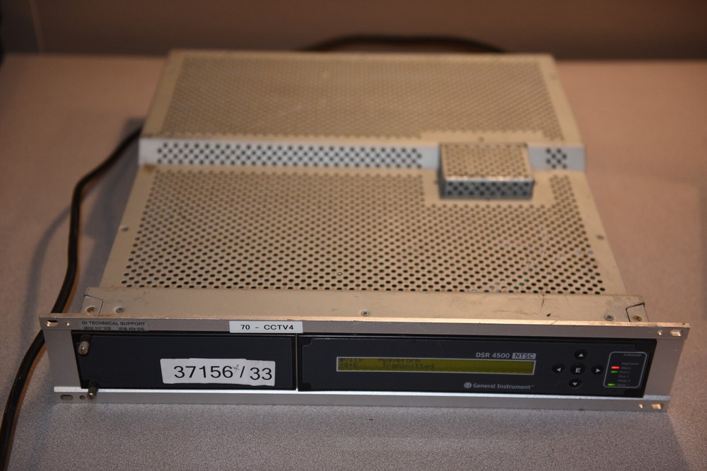 General Instruments DSR-4500 Commercial Satellite Receiver Decoder