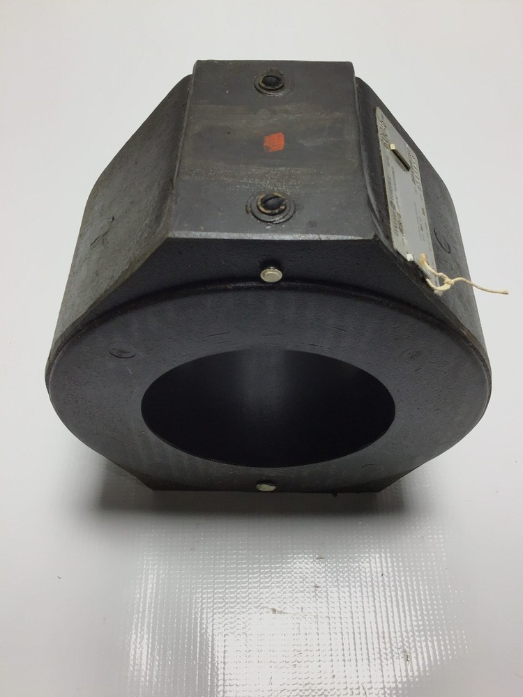 General Electric JCS Current Transformer 600:5 Ratio