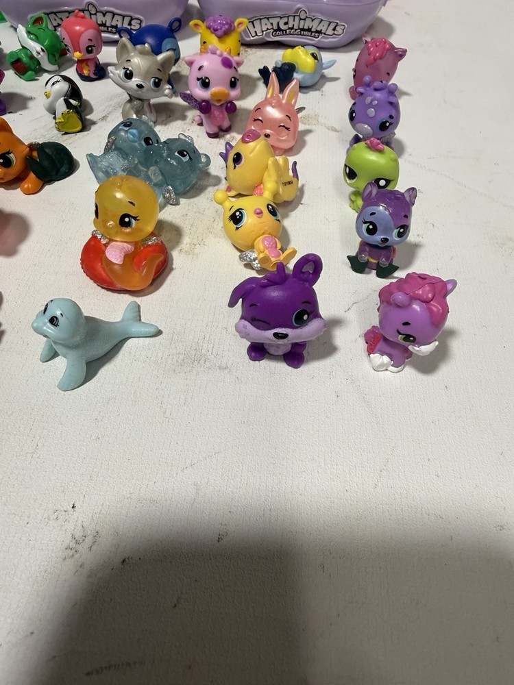 Hatchimals Lot Animals And Containers