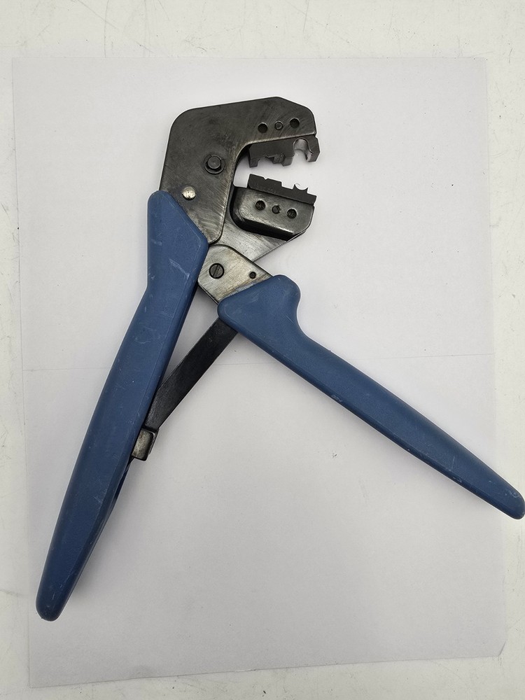 Amp Crimper BNC Coax H 0546