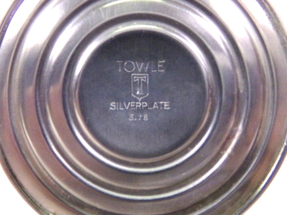 VINTAGE TOWLE SILVER PLATED CANDLE HOLDER