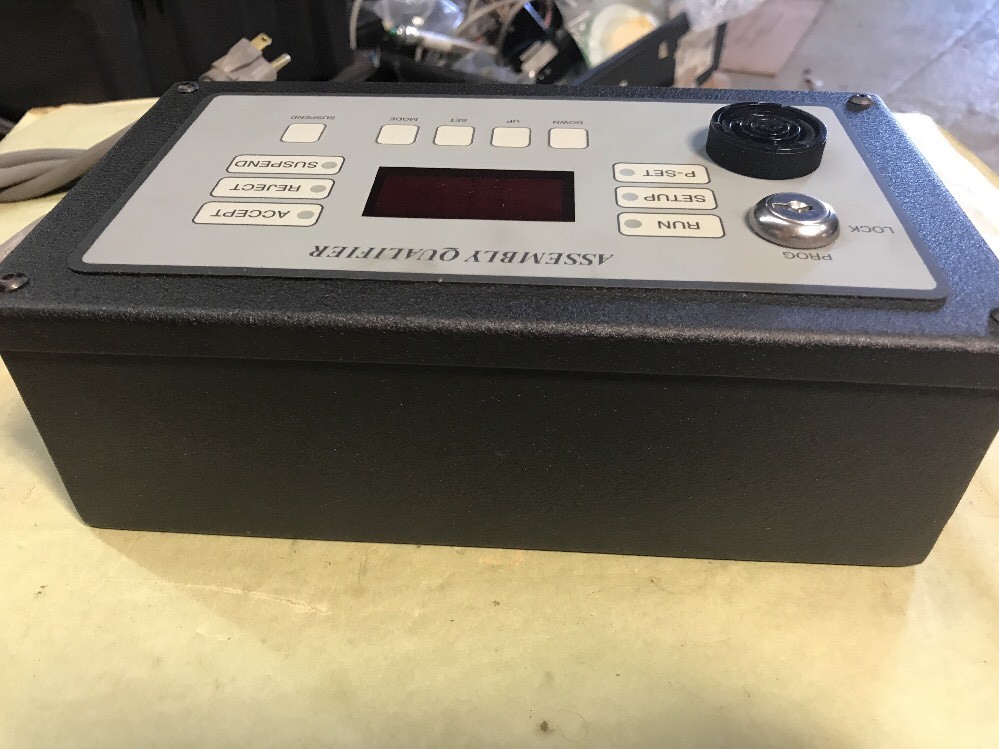 Atlas Copco Assembly Qualifer Controller AQ100-0E3 P-176 CLEAN OPERATING UNIT