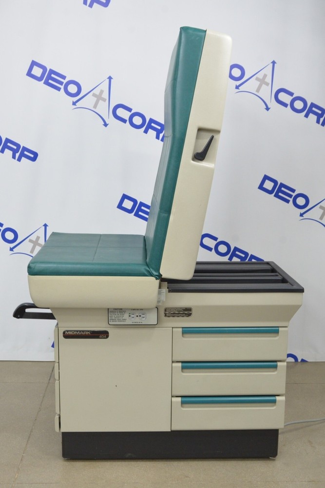 Midmark 404-008 Barrier Free Manual Exam Table