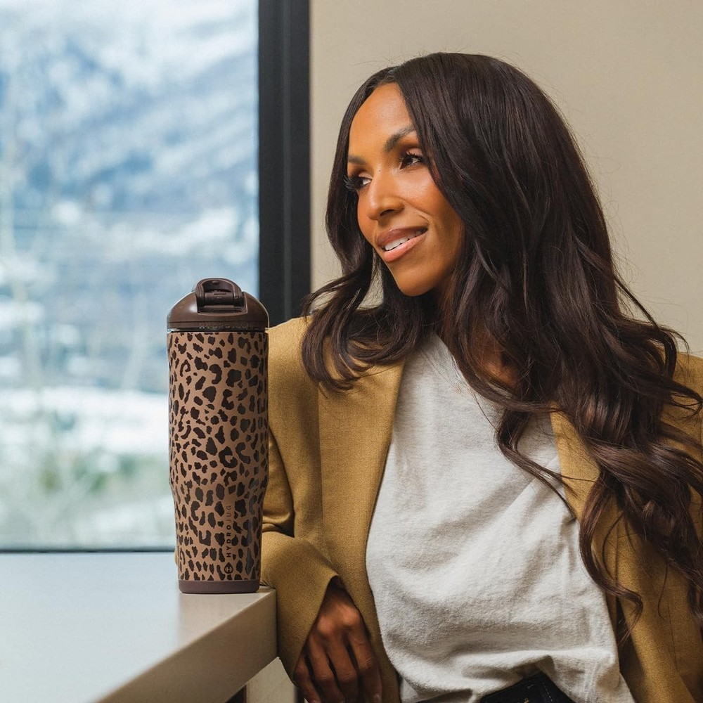 32oz Ease2o Brown Leopard Water Bottle: Straw & Chug Lid for Active Hydration
